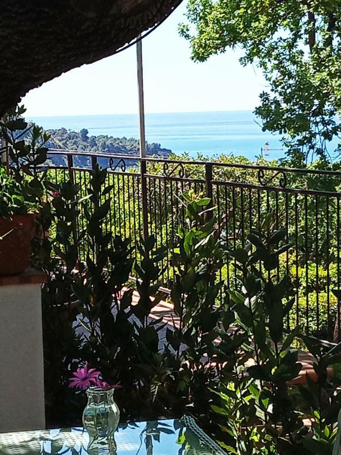 B&B La Casa Del Gelso อักกวาเฟรดดา ภายนอก รูปภาพ